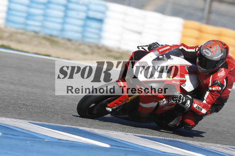 /Archiv-2024/02 29.01.-02.02.2024 Moto Center Thun Jerez/Gruppe schwarz-black/566